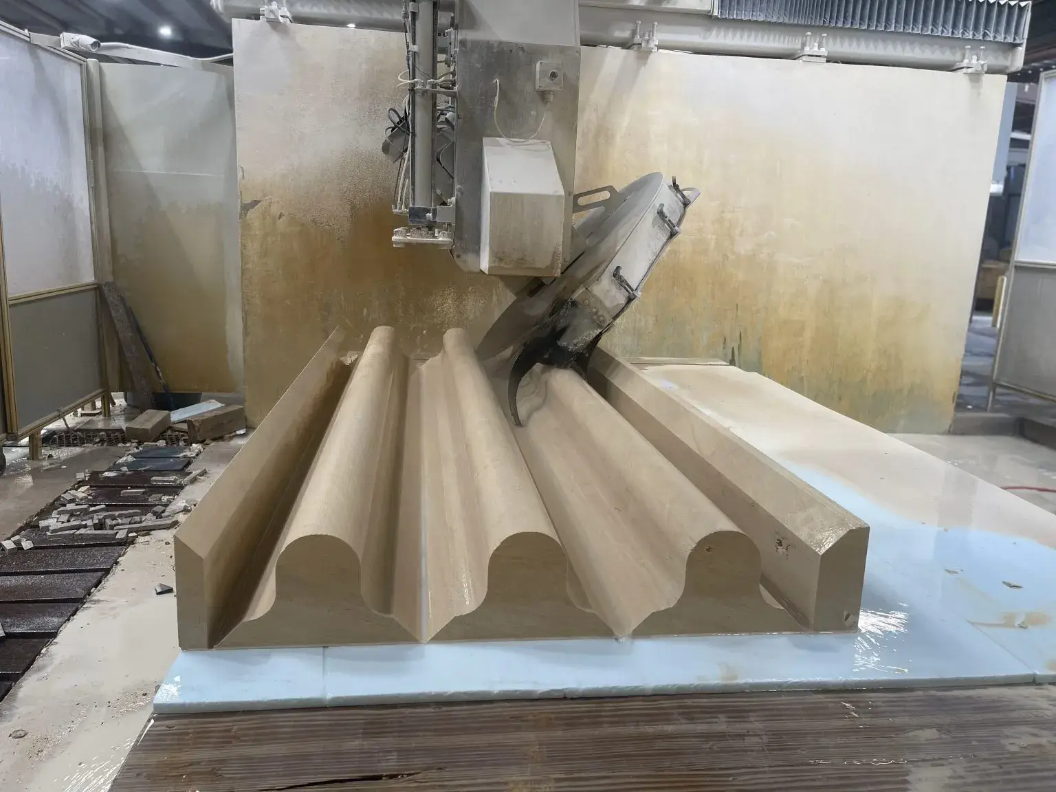 5-axis 3D cutting and stone profiling