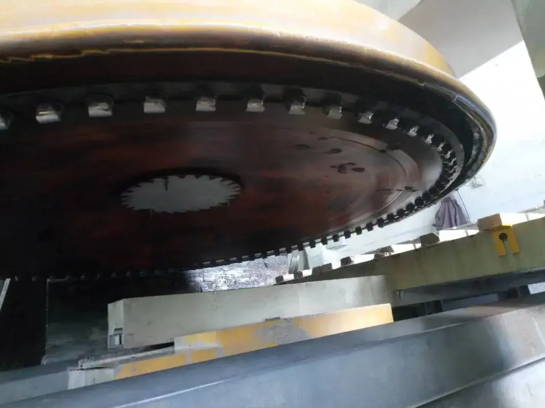 Diamond segments for stone calibrating machine