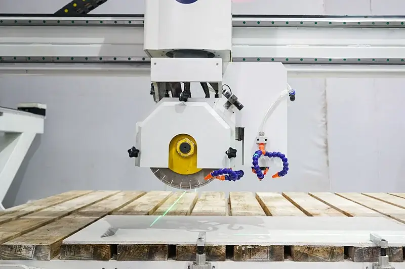 Flawless, high-speed quartz cut on a CNC bridge saw