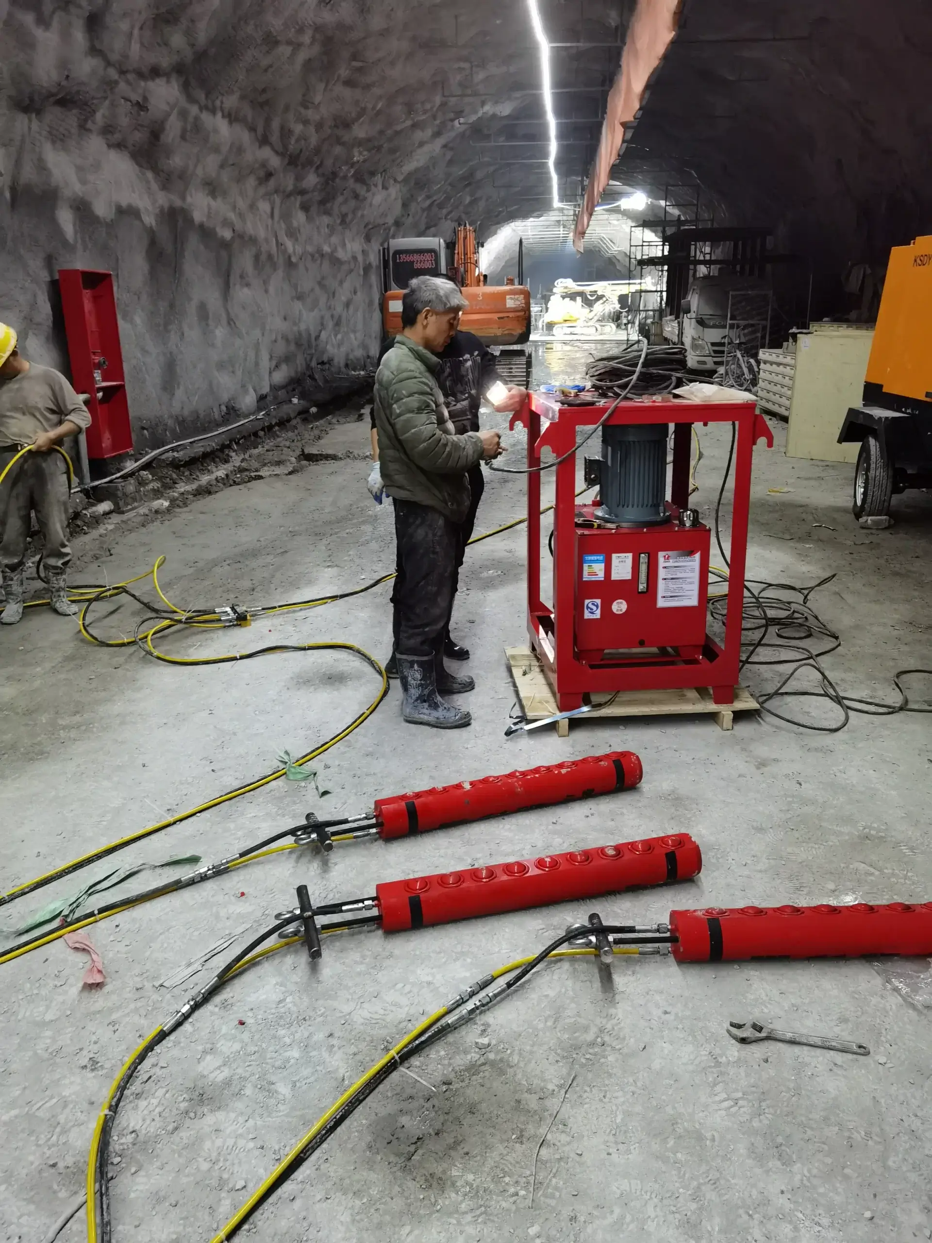 MosCut Splitter in German Subway Tunnel